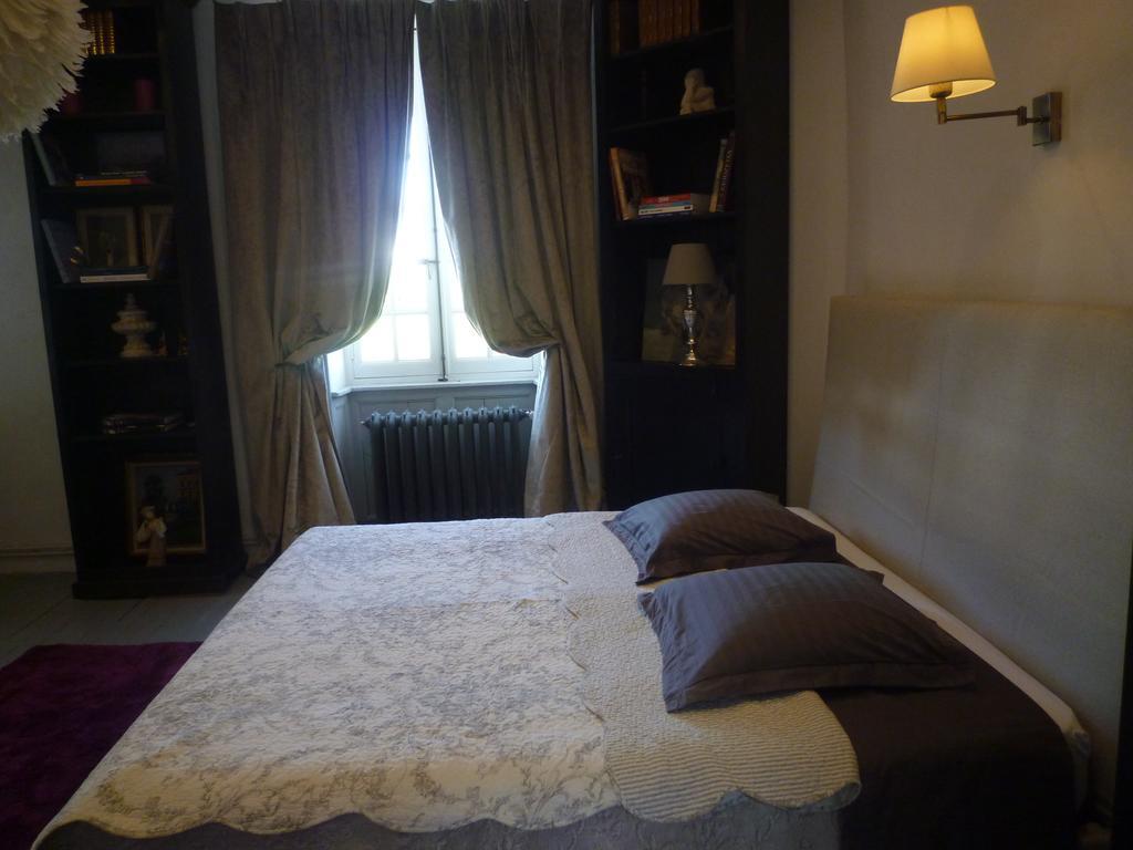 Manoir De La Chapelle Bed & Breakfast Conde-sur-Sarthe Room photo